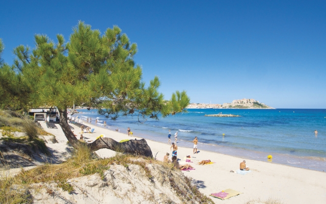 Strand beim Feriendorf Störrischen Esel