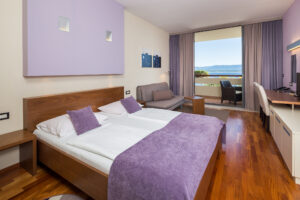 BRETANIDE; Insel BRac, Junior Suite mit Meerblick